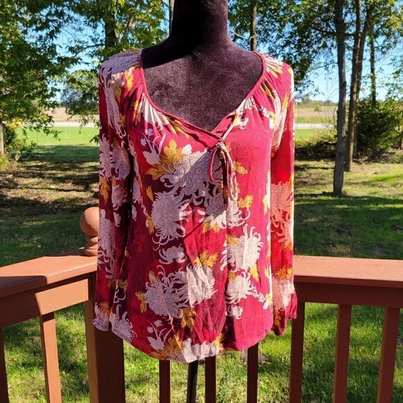 Lucky  Ladies Boho Peasant Pullover Vneck Floral Long Sleeve Top,  XS - Picture 1 of 14